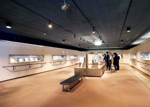 珍珠博物馆从历史、科学、产业等各个不同的领域来介绍珍珠