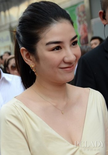 黄奕又闹离婚 好好保养争取成功再嫁