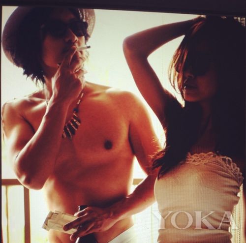 616有个表妹,她曾经晒出616和张子萱的结婚证,当<!-- -->时未截图。 616有个表妹,她曾经晒出616和张子萱的结婚证,当<!-- -->时未截图。