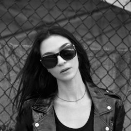 Mariacarla Boscono最新BLK DNM时尚大片