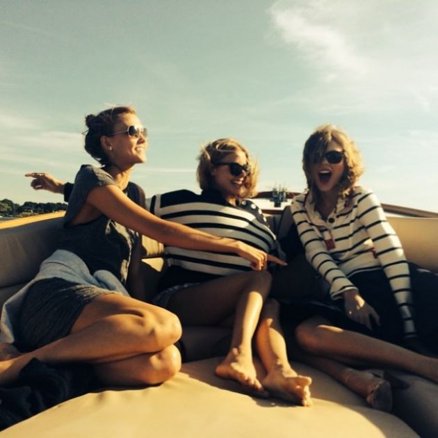 taylor-swift-et-ses-amis-518703_w650