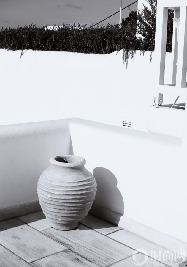 mykonos7.jpg_effected