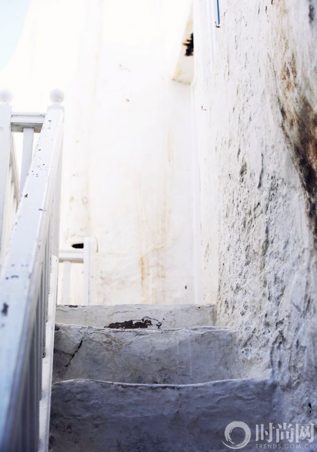 mykonos20.jpg_effected