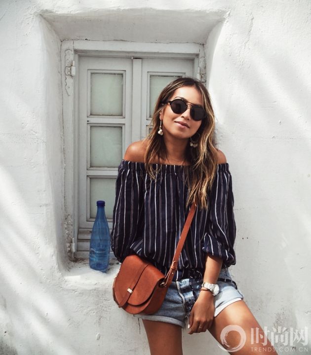 mykonos40.jpg_effected