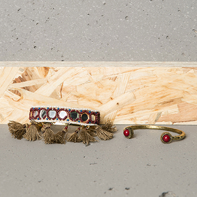 Bershka-流苏镜面装饰手链