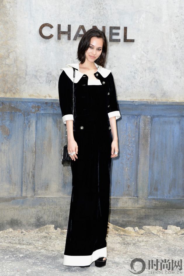 Kiko+Mizuhara+Dresses+Skirts+Evening+Dress+pWqPrv3ZrJcx