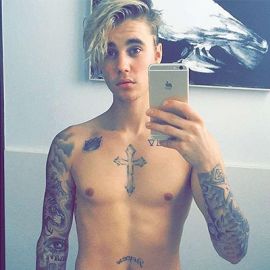 Justin Bieber的“忠犬”眼神