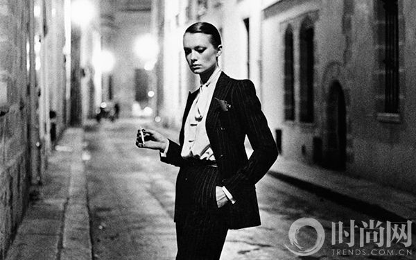 LeSmokingYSLPussybow_blouse_f1489bc6-13ca-4718-a959-7a63e6adc672