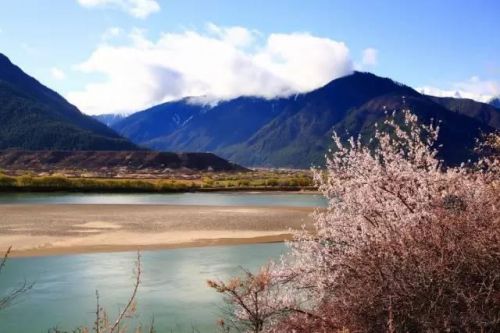 2016年必去的国内旅行地，第一个是这里…… 