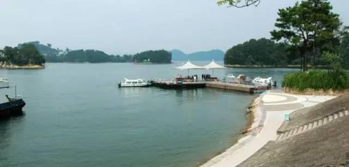 2016年必去的国内旅行地，第一个是这里…… 