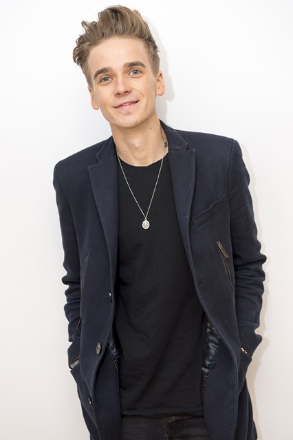 Joe-Sugg-Glamour-25Jan15-rex_b_426x639
