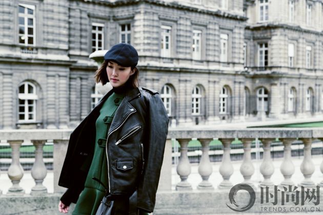 chriselle_lim_green_coat_paris_luxemberg-6