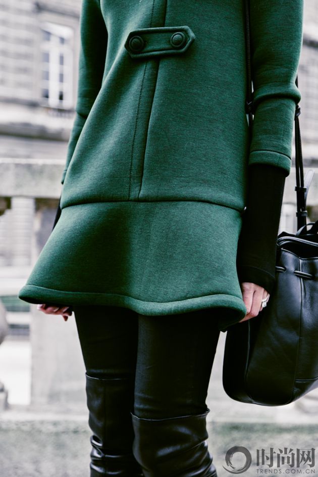 chriselle_lim_green_coat_paris_luxemberg-6-2